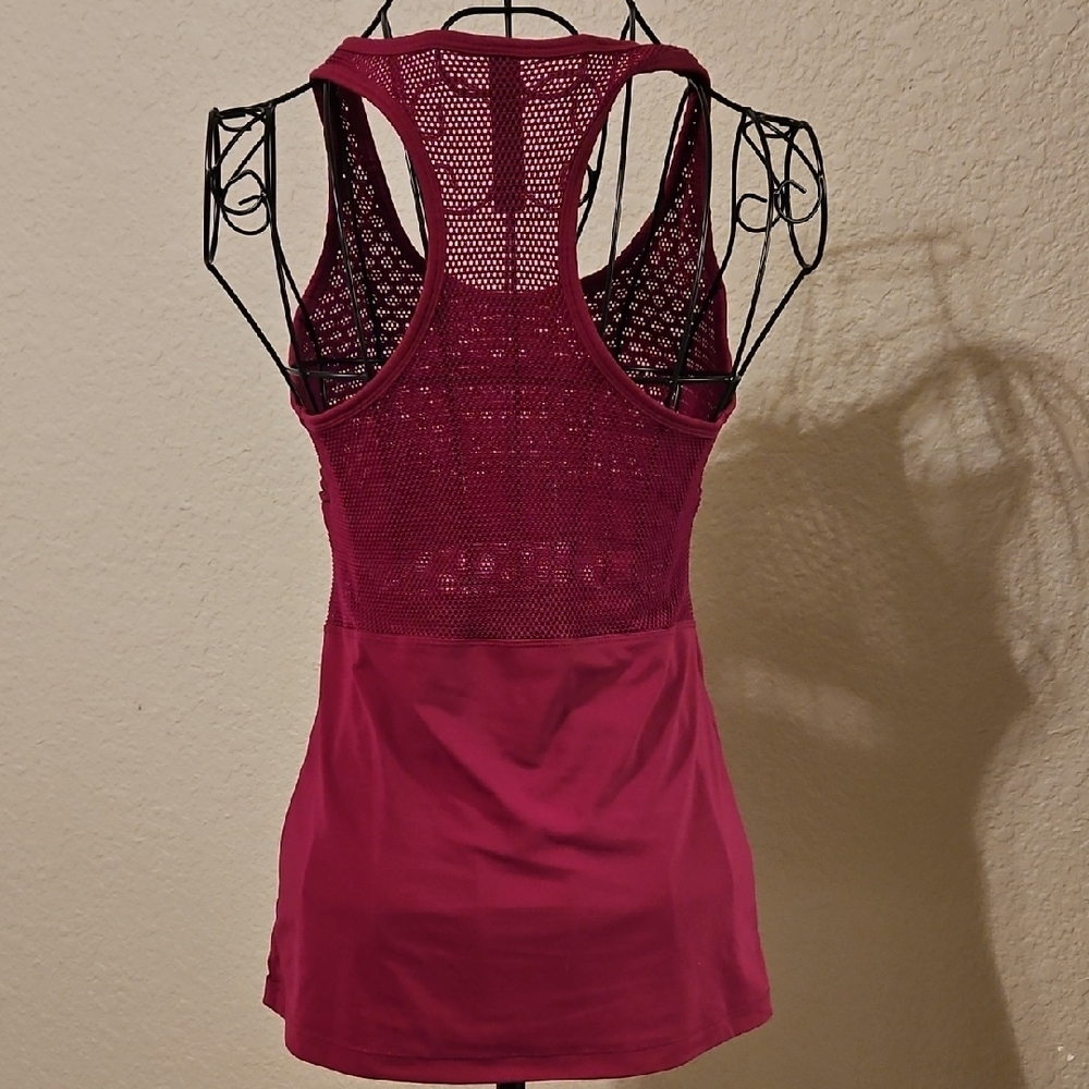 Women's Performance Tank Top - Raspberry Pink - Picture 5 of 8